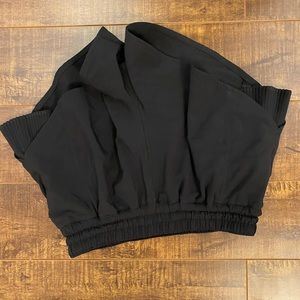 Lululemon ruffle shorts size 4